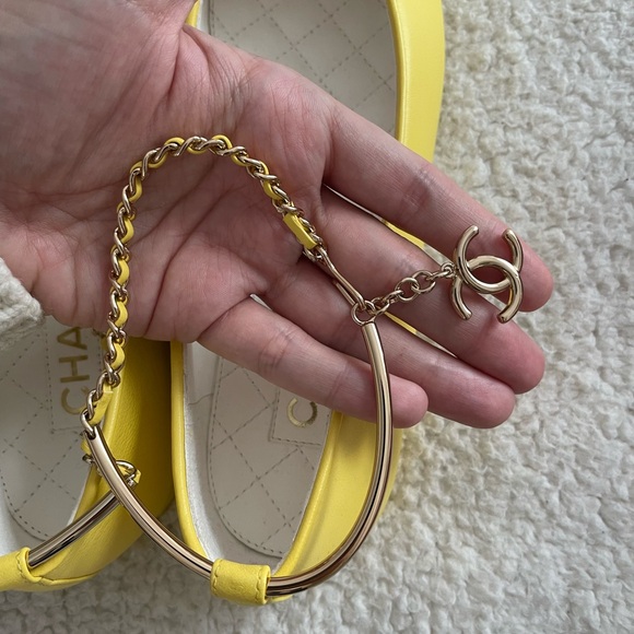 BNWB Chanel Yellow Ankle Chain Ballet Flats Sz 38.5 - Picture 3 of 12